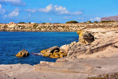 Trapani ilinin Favignana adası Sicilya İtalya
