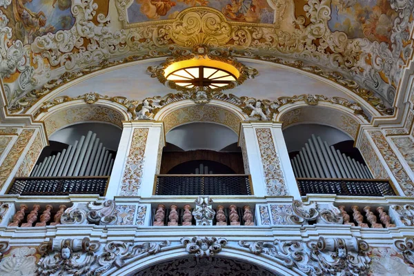 Εσωτερικό Του Καθεδρικού Ναού Του Αγίου Σωτήρα San Salvatore Είναι — Φωτογραφία Αρχείου