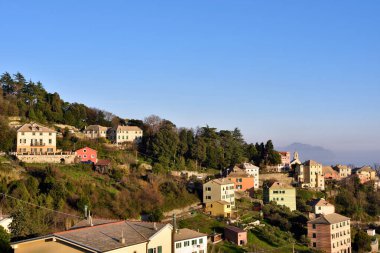 Tarihi villalarıyla Ceneviz Panoraması