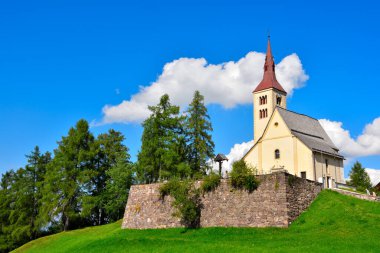 Monte San Pietro nova ponente İtalya