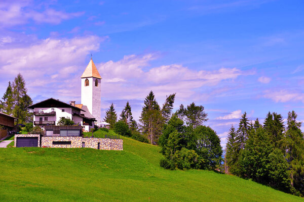 Церковь Святой Елены Regglberg, Nova Ponente, alto adige, Italy
