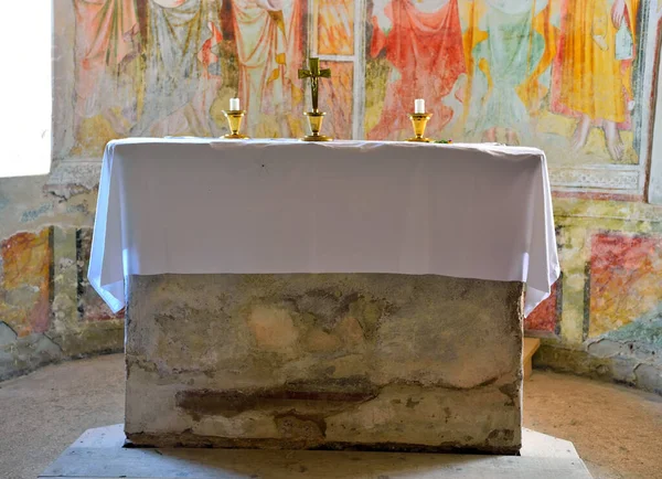 Interiér Malého Kostela Sant Elena Zasazeného Lesích Dolomitů Srpna 2019 — Stock fotografie