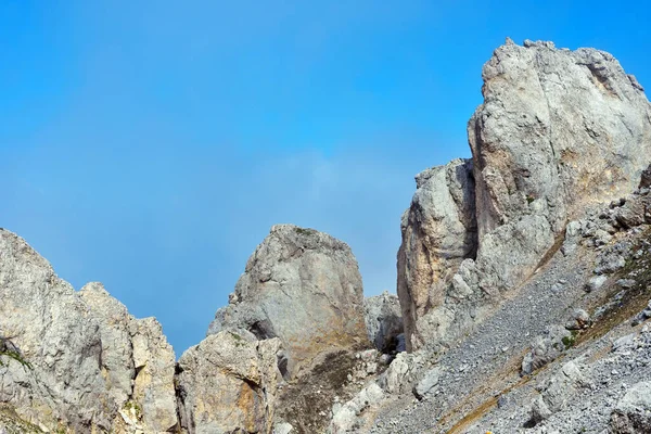 Salta Hacia Torre Ruta Refugio Pisa Latemar Predazzo Pampeago Dolomites —  Fotos de Stock