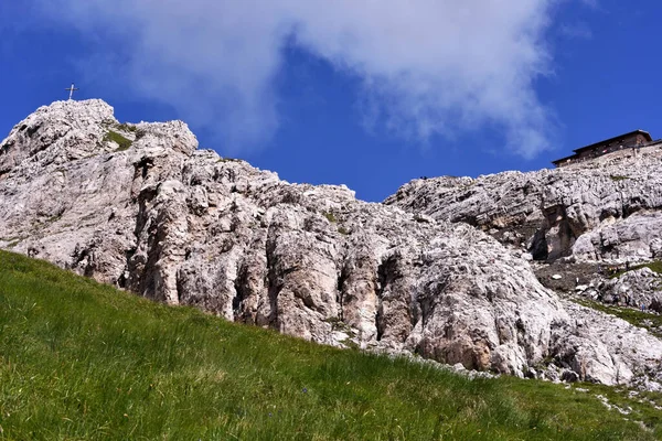 Salta Para Torre Caminho Refúgio Pisa Latemar Predazzo Pampeago Dolomites — Fotografia de Stock