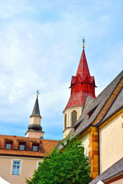 Madonna di Pietralba, 1520 m Nova Ponente İtalya 'da yer alan Güney Tyrol' daki ana sığınaklardan biri.