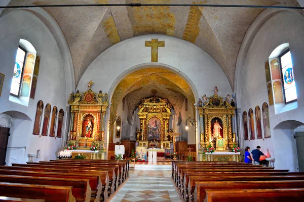 Interior Iglesia San Lorenzo Agosto 2019 Folgaria Trento Italia —  Fotos de Stock