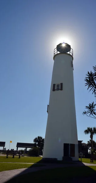 Sunshine through a lighthouse lens — Stock Photo, Image