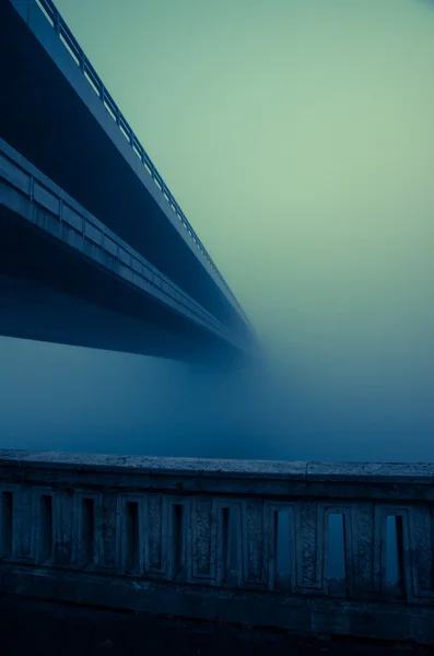 Ködös Időjárás jelenet — Stock Fotó
