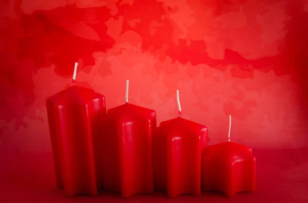 Kırmızı advent mumlar — Stok fotoğraf