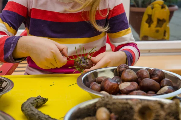 sonbahar craftsmaship etkinlikler ve Hobiler ile etkin çocuk