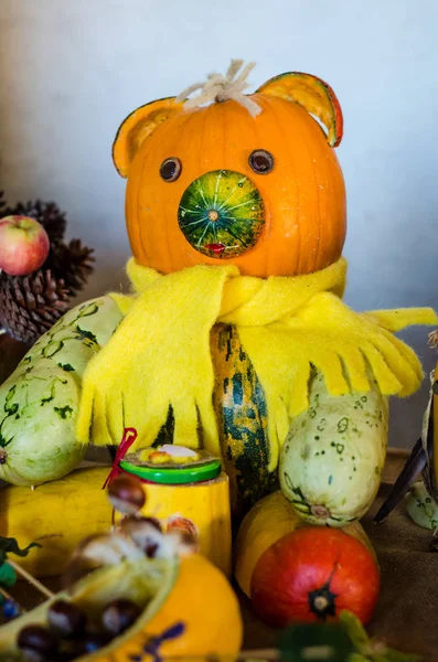 oyuncak ayı sonbahar gemisinden yapılan