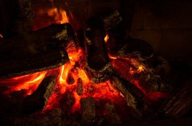 Bacanın içinde yanan ateşi