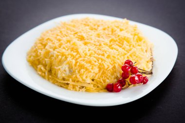 Mayonezli tatil salataları.