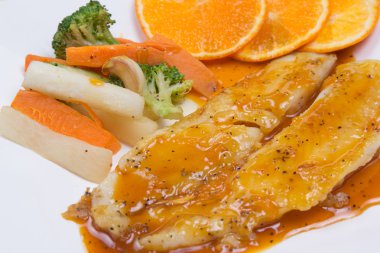 Dory biftek portakal soslu balık 