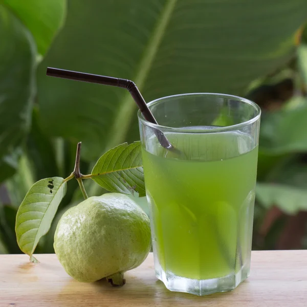 Taze guava suyu — Stok fotoğraf