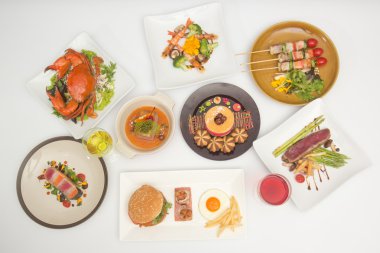 Akşam yemeği için Uluslararası Gıda