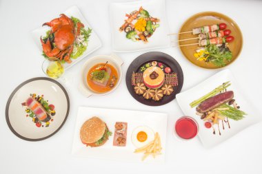 Akşam yemeği için Uluslararası Gıda