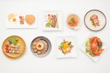 Akşam yemeği için Uluslararası Gıda