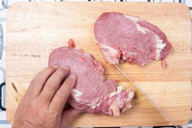 Şef kesme sığır eti pişirme önce 