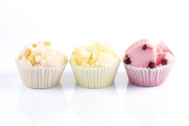 Çeşitli meyve yumuşak kek 