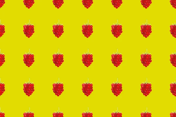Watercolor seamless pattern with red raspberries — Stock Photo, Image