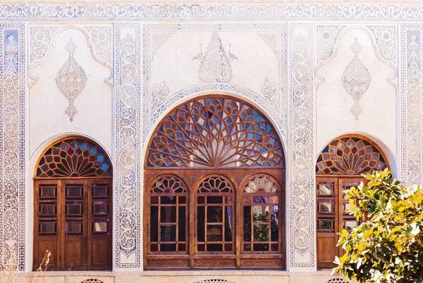 A Tabatabaei-ház díszítése, Kashan, Irán — Stock Fotó