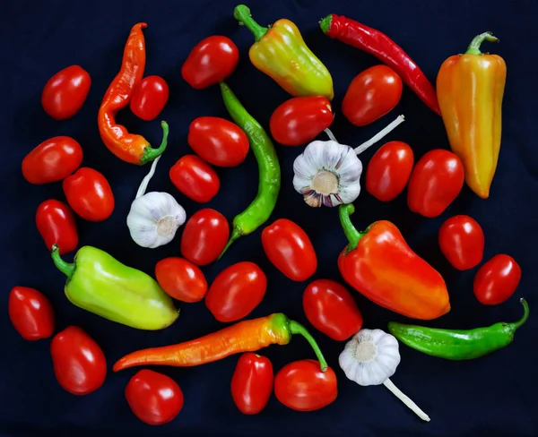 Fondo vegetal de alimentos naturales brillantes — Foto de Stock
