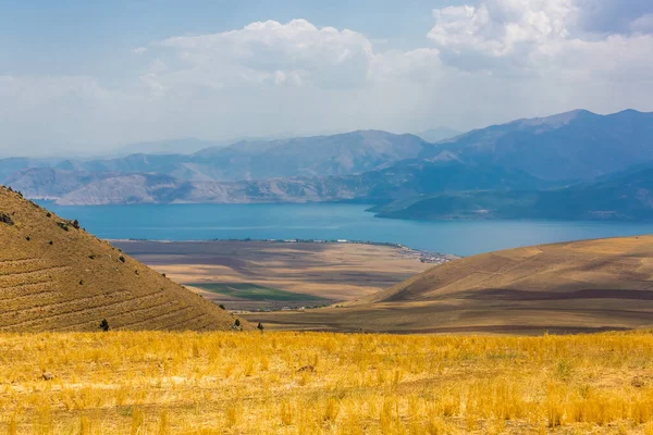 Van Lake Östra Turkiet Provinsen Bitlis Blå Sjö Omgiven Berg — Stockfoto