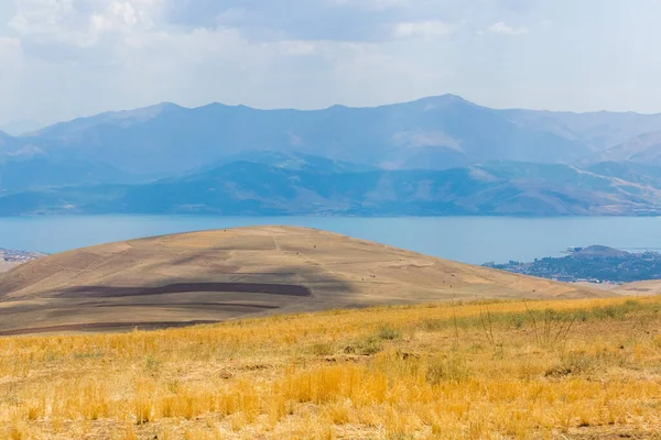 Van Lake Östra Turkiet Provinsen Bitlis Blå Sjö Omgiven Berg — Stockfoto