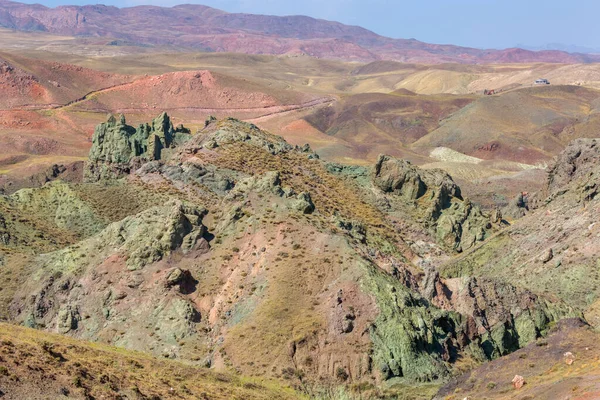 Bergslandskap Närheten Dogubayazit Östra Turkiet Provinsen Agri Flerfärgade Stenar Bakgrunden — Stockfoto