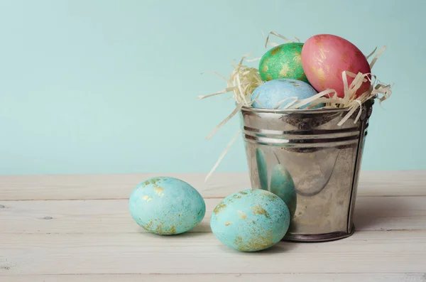 Paskalya geçmişi. Süslü Paskalya yumurtaları. Mutlu Paskalyalar. Yumurta ve tavşan.