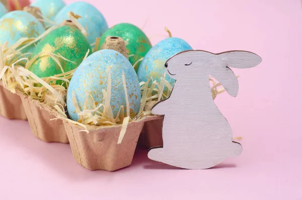 Paskalya geçmişi. Mutlu Paskalyalar. Yumurta ve tavşan.