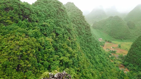 桂林喀斯特山脉 — 图库照片