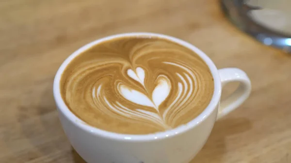 Caffè Cappuccino Caldo Caffetteria Sul Tavolo Legno — Foto Stock