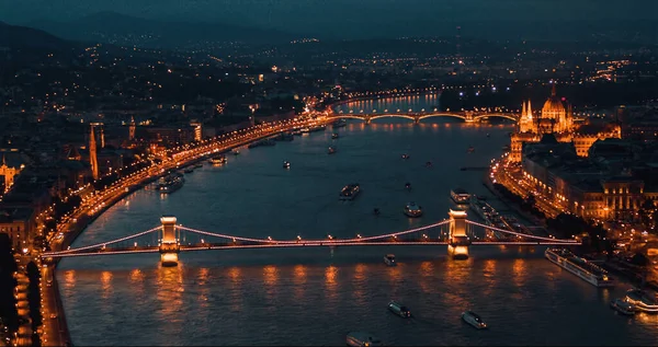 Красочный Будапешт Драматическое Небо Фантастика — стоковое фото