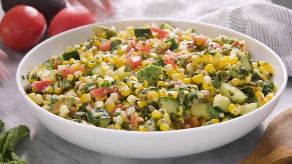 Ensalada Vegetal Saludable Tomate Fresco Ensalada Con Atún —  Fotos de Stock