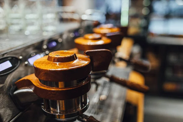 Zamykanie Urządzeń Kawiarni Ekspres Kawy — Zdjęcie stockowe