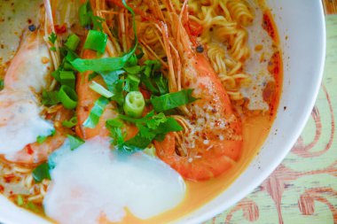 Tom Yam Kung şehriye, Tom Yam Kung şehriye