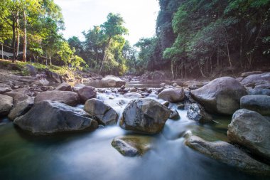 Klong Pai nimet şelale Tayland Chanthaburi ili
