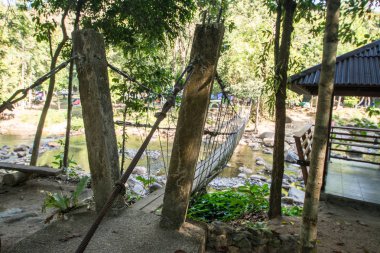 halat köprü Klong Pai nimet şelale, Chanthaburi ili 