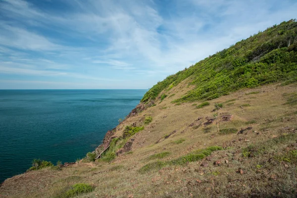 Khao Bo Toei berg op Kung-krabaen beach, Chantaburi in Thailand — Stockfoto