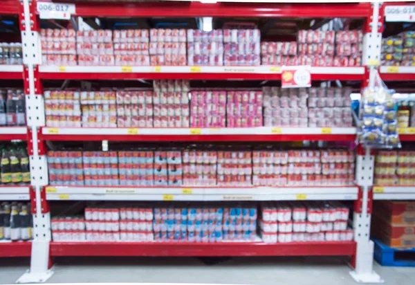 Supermercado em borrão para fundo — Fotografia de Stock