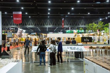 Nonthaburi - 6 Mayıs 2017: İnsanlar mimar expo'17 .