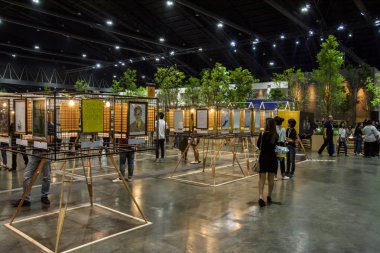 Nonthaburi - 6 Mayıs 2017: İnsanlar mimar expo'17 .