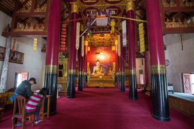 Nan, Tayland - 18 Aralık 2017: Buddha Statue tapınağın