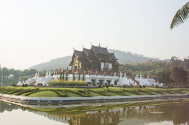 Kraliyet Pavyonu (Ho Kham Luang) Tayland 'ın Chiang Mai yakınlarındaki Royal Park Rajapruek' te.. 