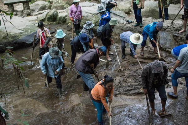 Chiang Mai Thailand Jan People Make Weir Mountain Mae Kam — Stock Photo, Image