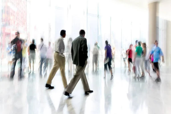 Groep mensen in het lobby business center — Stockfoto