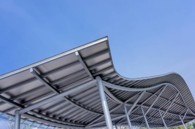 Tasarım metal çatı yapısı