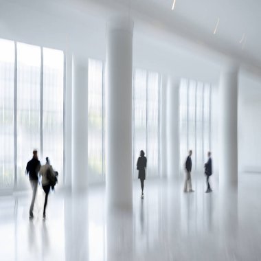 bir grup insan lobi İş Merkezi